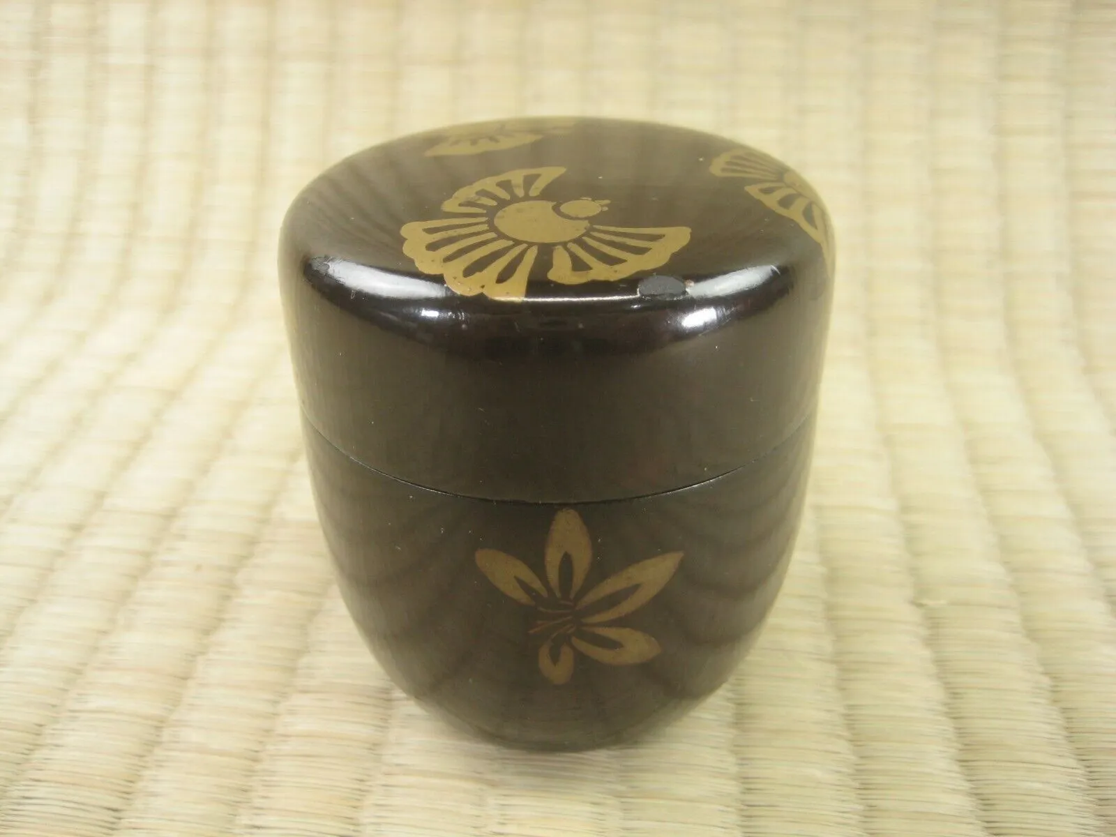 Vintage Japanese Tea Ceremony Natsume Tea Caddy Black Lacquer W/ Gold Birds