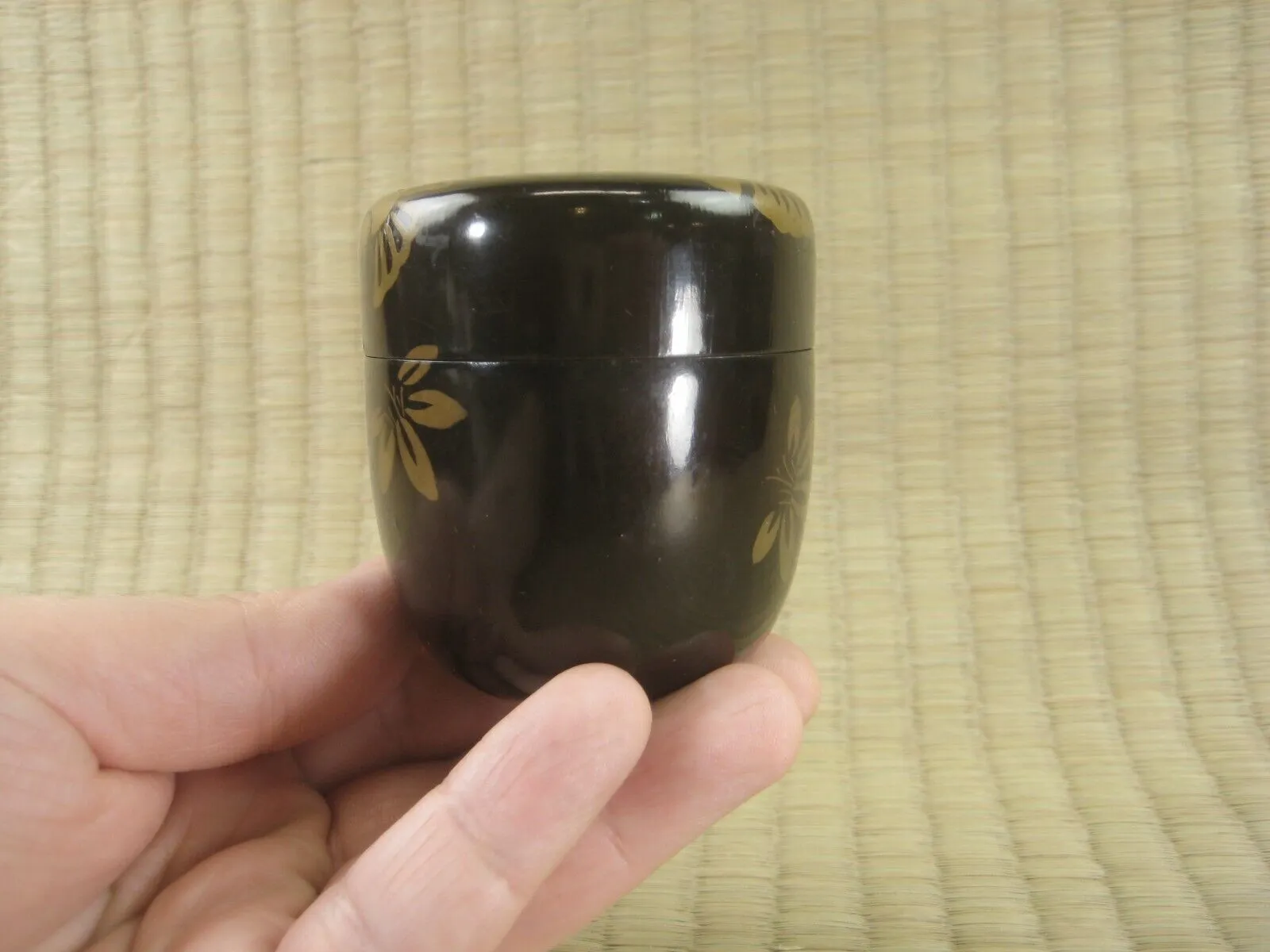 Vintage Japanese Tea Ceremony Natsume Tea Caddy Black Lacquer W/ Gold Birds